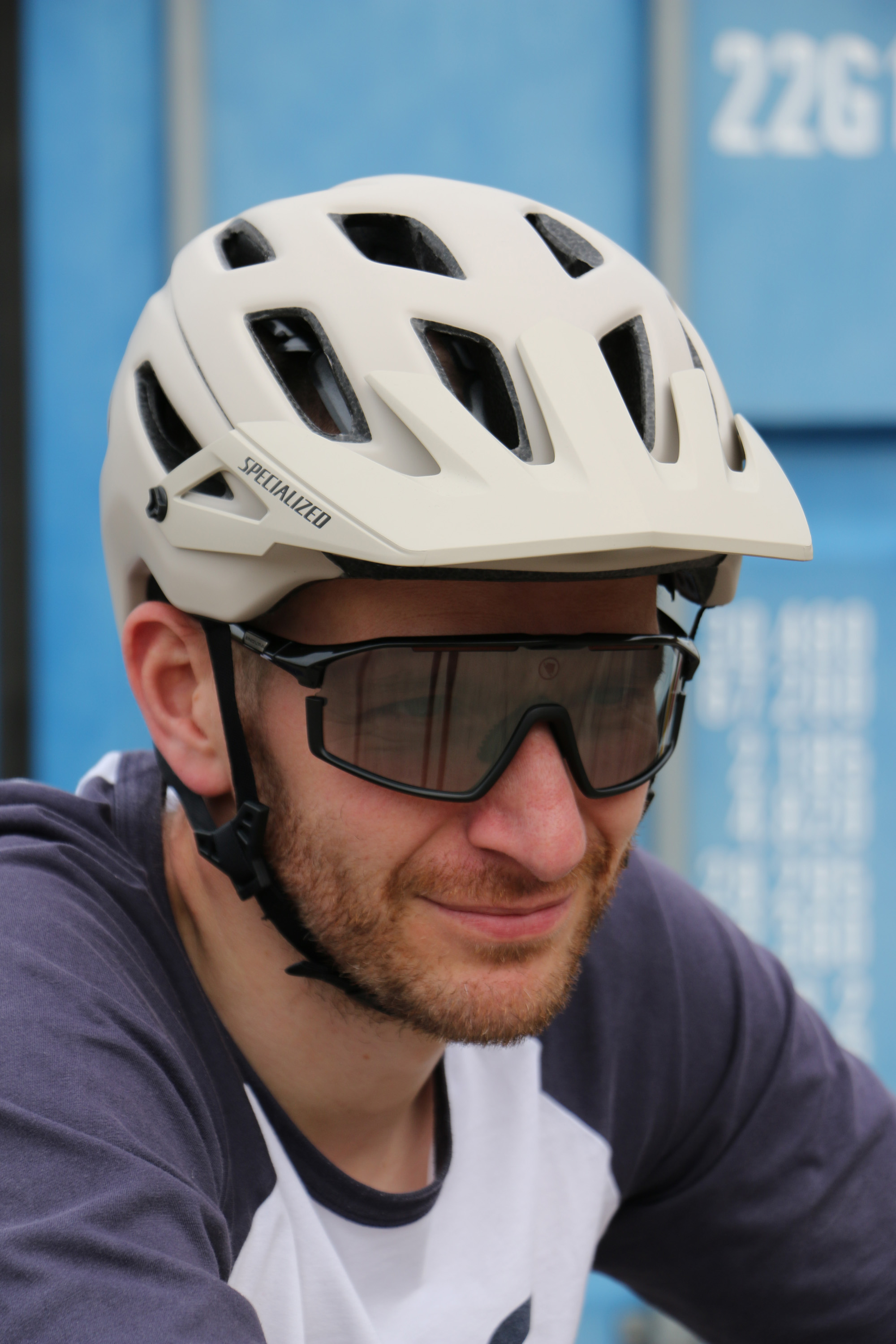 endura photochromic cycling glasses